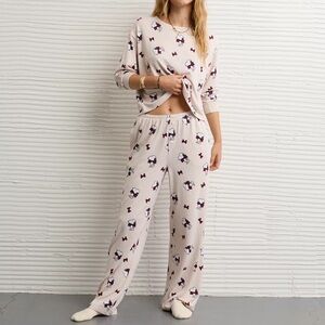 AE Luxe Plush Snoopy Long-Sleeve & Pant PJ Set